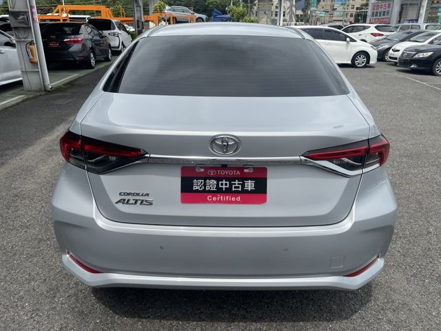 ALTIS 1.8  第6張相片