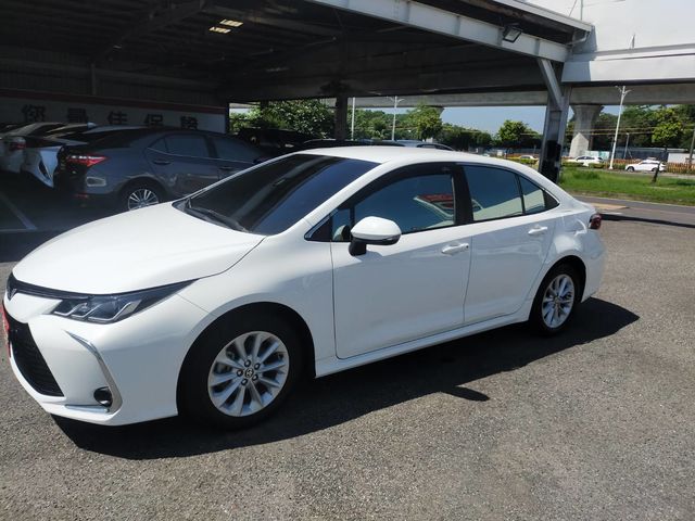 ALTIS 1.8  第1張相片