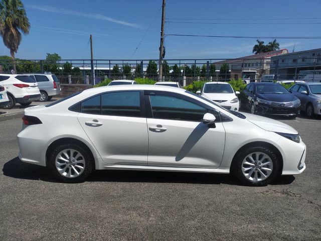 ALTIS 1.8  第4張相片