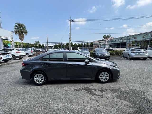 ALTIS 1.8  第4張相片