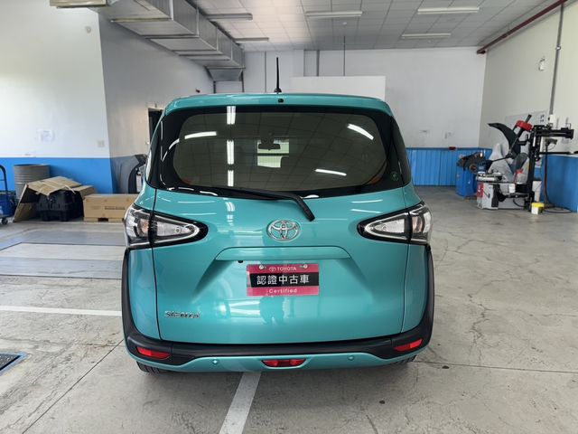 SIENTA 1.8  第6張相片