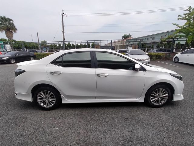 ALTIS 1.8  第4張相片