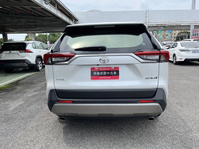 RAV4 2.0  第6張相片
