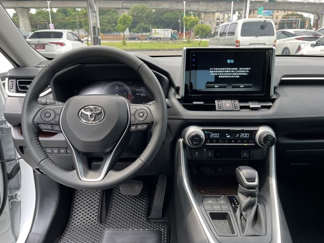 RAV4 2.0  第9張相片