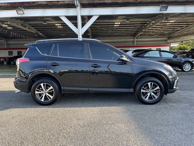 RAV4 2.5  第4張相片