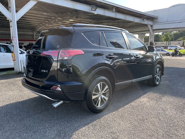 RAV4 2.5  第5張相片