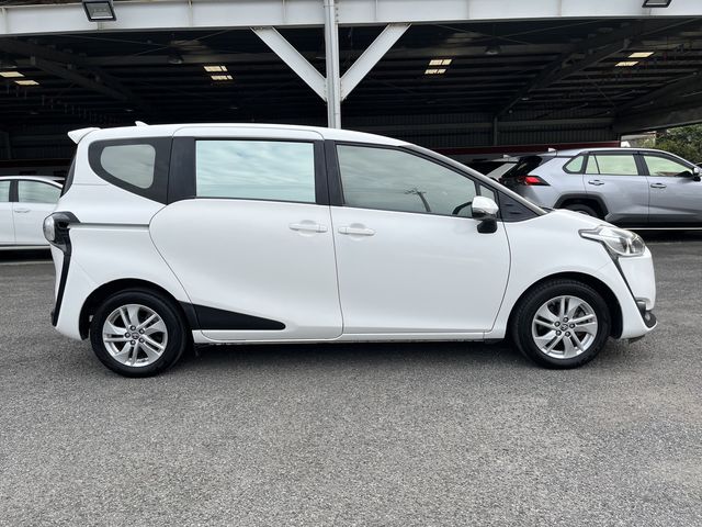 SIENTA 1.8  第4張相片