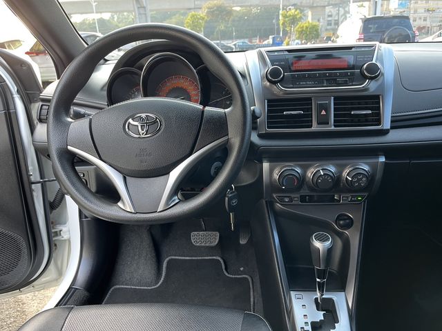 YARIS 1.5  第9張相片