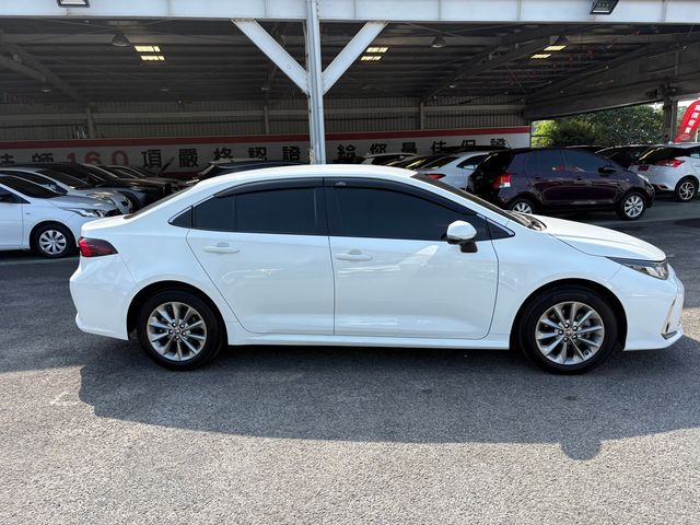 ALTIS 1.8  第4張相片