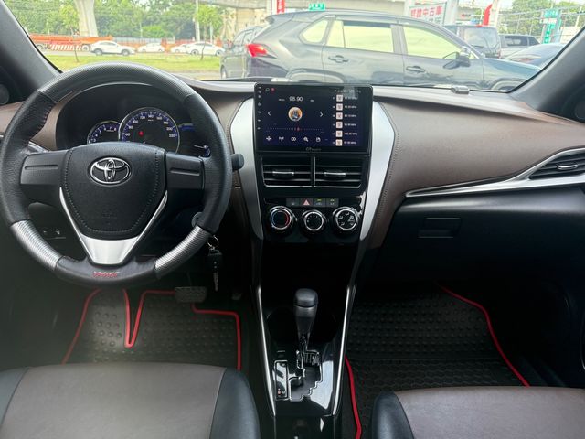 YARIS 1.5  第9張相片