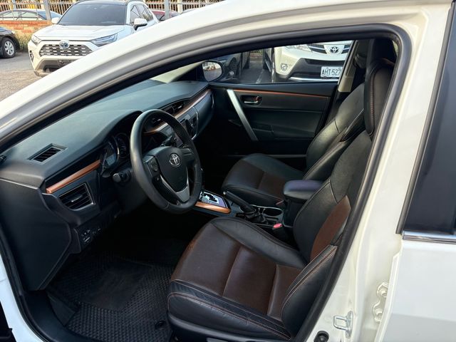 ALTIS 1.8  第10張相片