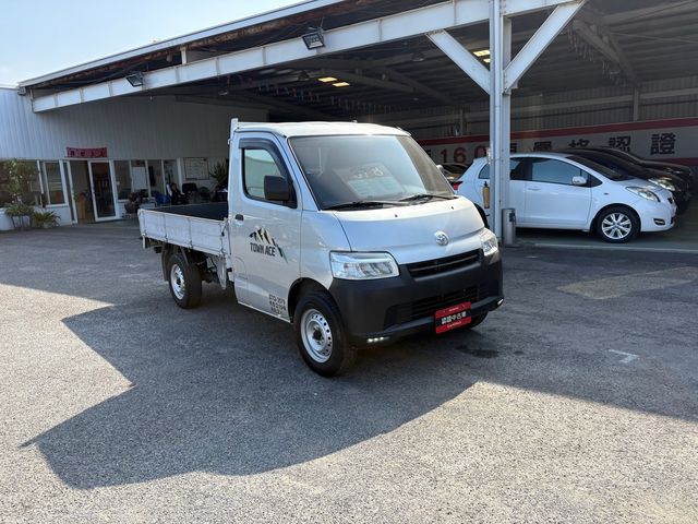 TOWN ACE 1.5  第3張相片