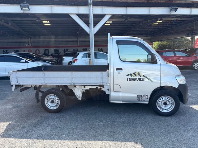 TOWN ACE 1.5  第4張相片