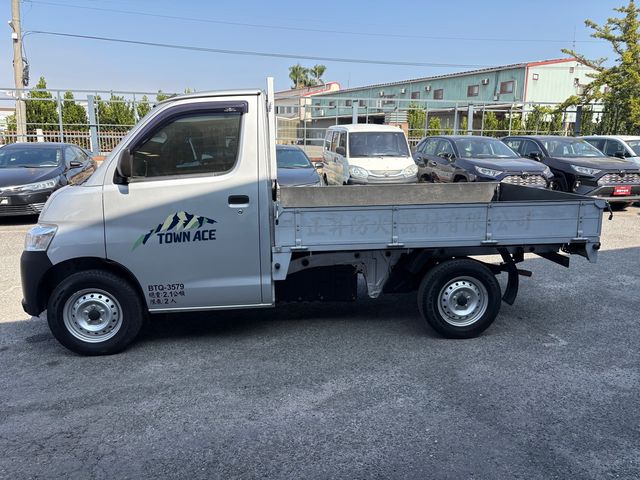 TOWN ACE 1.5  第8張相片