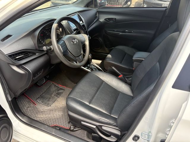 YARIS 1.5  第10張相片