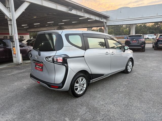 SIENTA 1.8  第5張相片