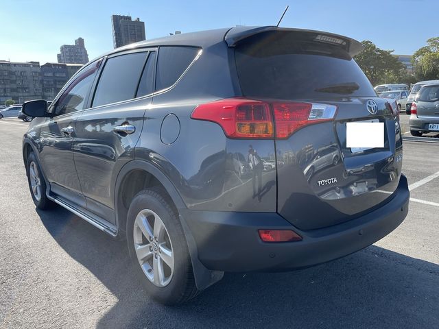 RAV4 2.0  第6張相片