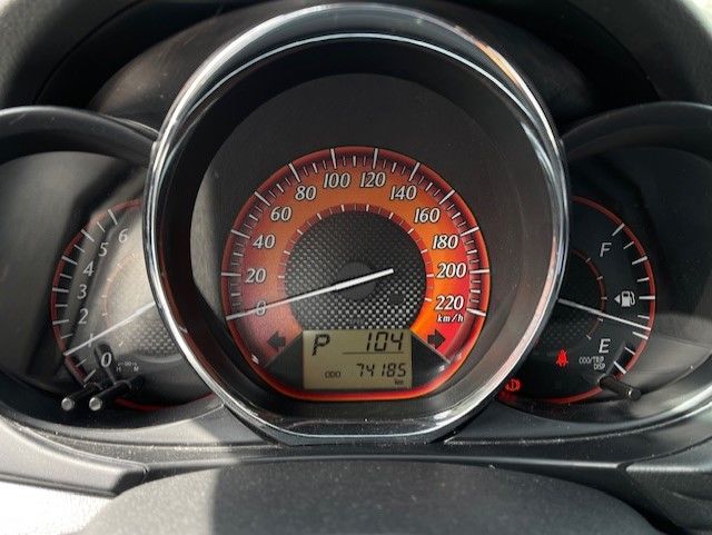 YARIS 1.5  第10張相片
