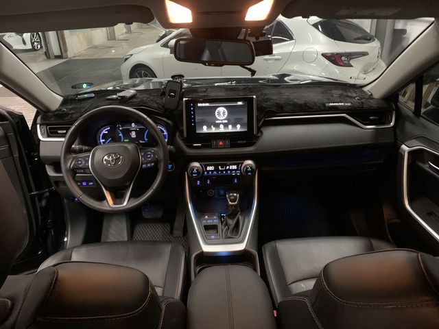 RAV4 2.5 HV  第8張相片