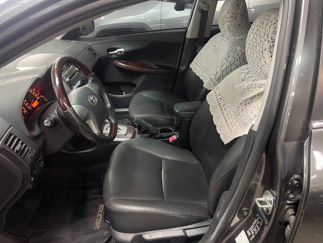 ALTIS 1.8  第7張相片
