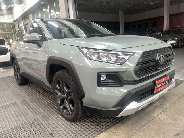 RAV4 2.0  第3張相片