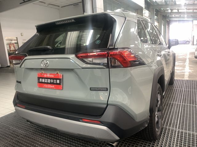 RAV4 2.0  第5張相片