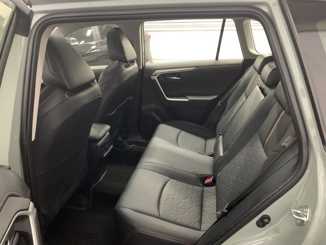 RAV4 2.0  第9張相片