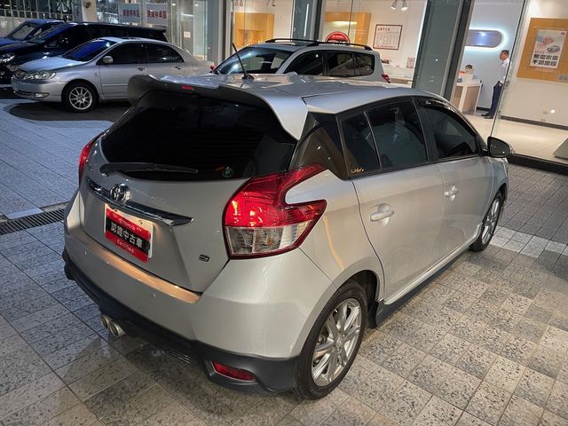 YARIS 1.5  第4張相片