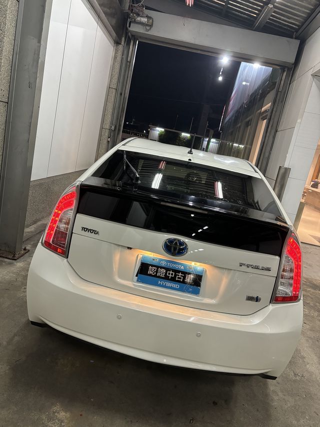 PRIUS 1.8  第5張相片