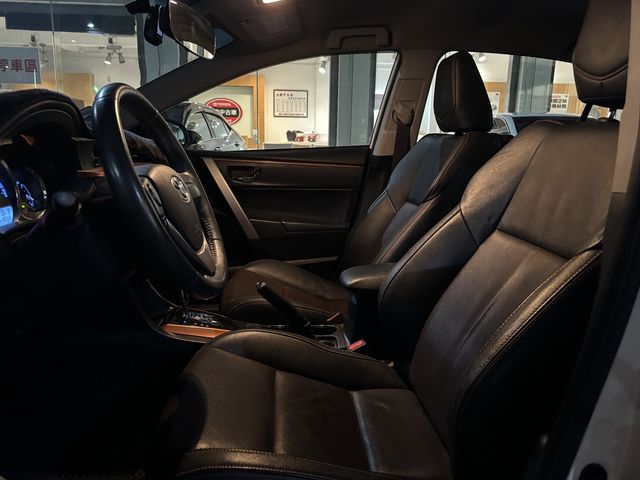 ALTIS 1.8  第7張相片