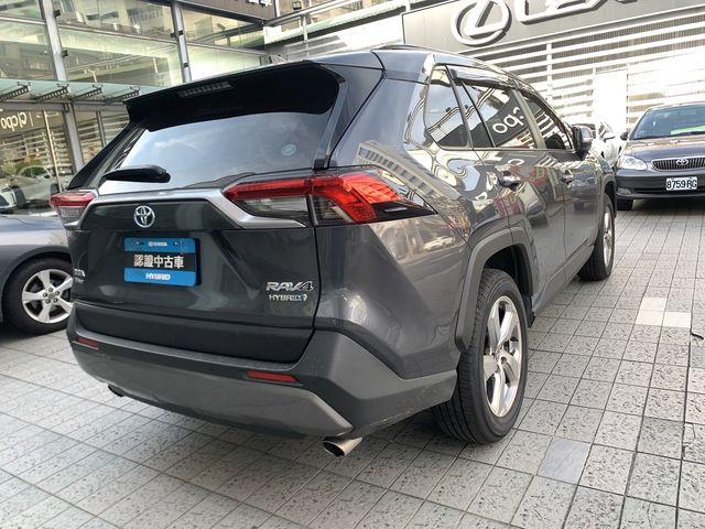 RAV4 2.5HV 4WD  第5張相片