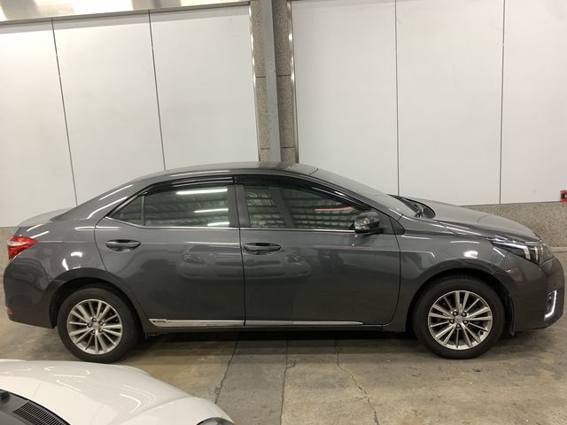 ALTIS 1.8  第4張相片