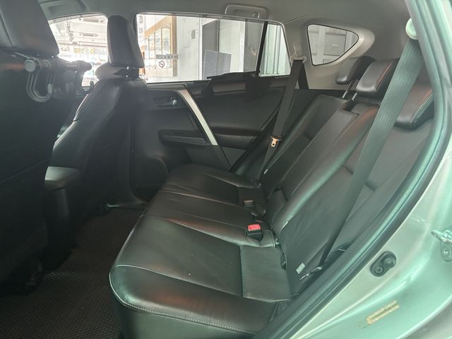 RAV4 2.0  第9張相片