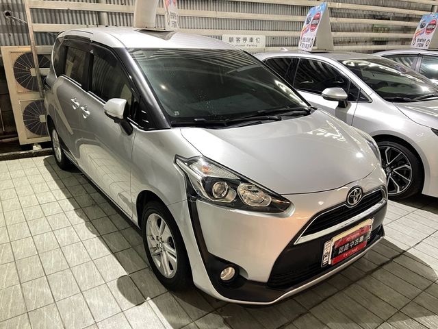 SIENTA 1.8  第7張相片