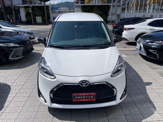SIENTA 1.8  第2張相片