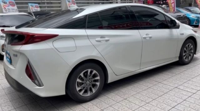 PRIUS 1.8  第4張相片