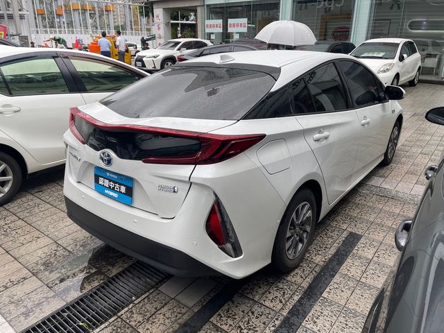 PRIUS 1.8  第5張相片