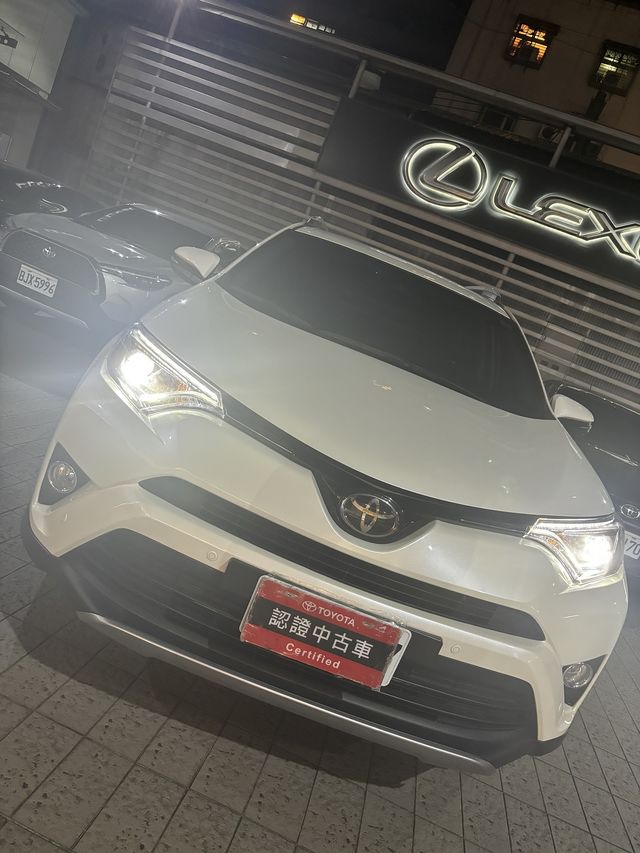 RAV4 2.0  第2張相片