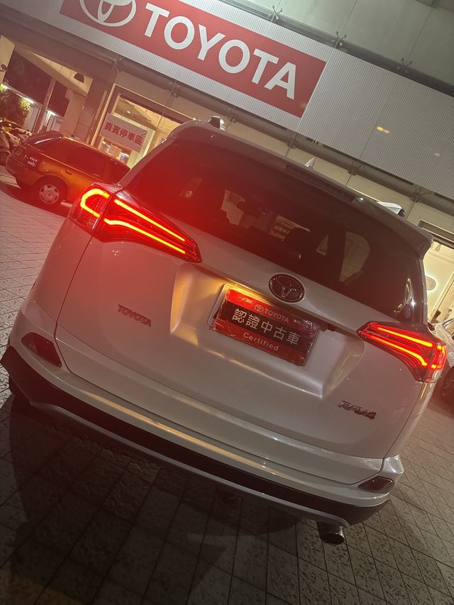 RAV4 2.0  第6張相片