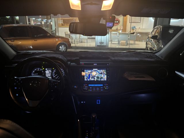 RAV4 2.0  第9張相片