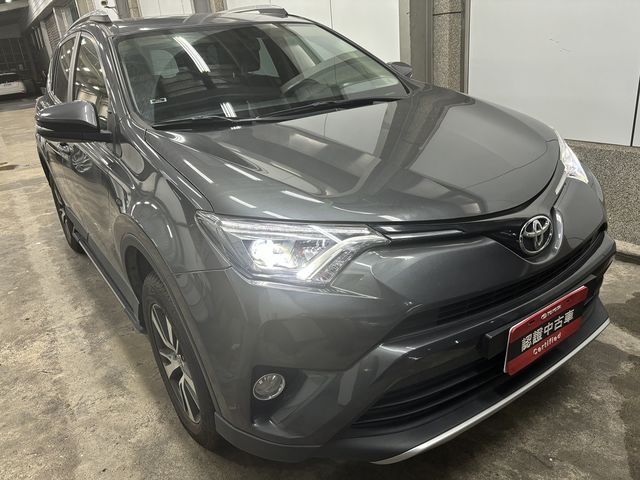 RAV4 2.0  第3張相片