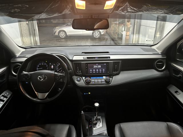 RAV4 2.0  第9張相片