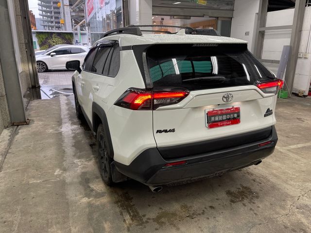 RAV4 2.0  第6張相片