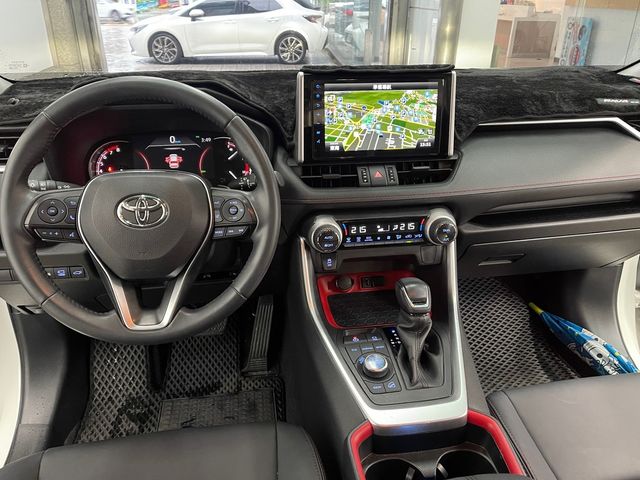 RAV4 2.0  第7張相片