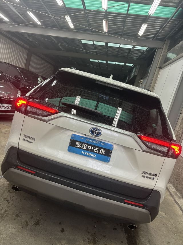 RAV4 2.5HV 4WD  第6張相片