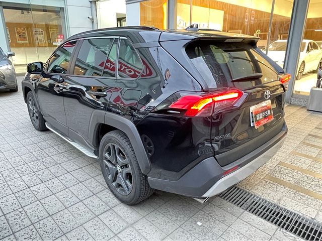 RAV4 2.5 4WD  第6張相片