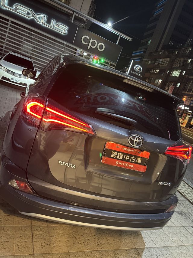 RAV4 2.0  第5張相片