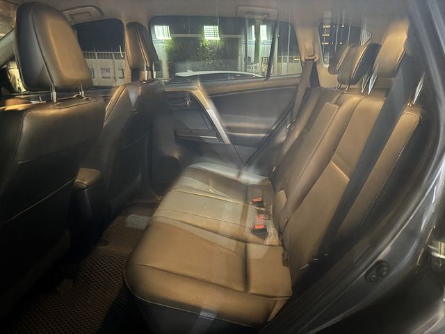 RAV4 2.0  第7張相片