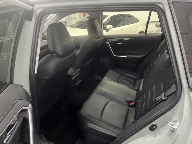 RAV4 2.5HV 4WD  第9張相片
