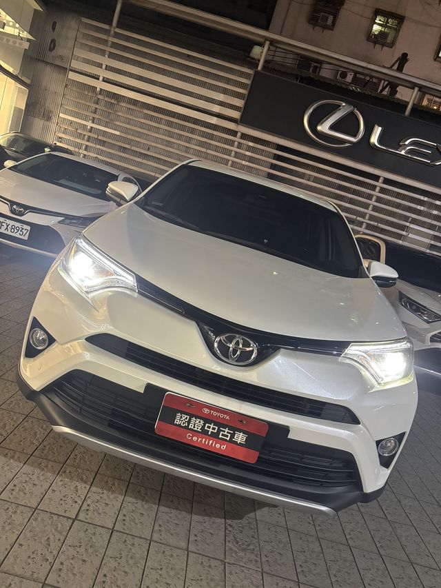 RAV4 2.0  第2張相片